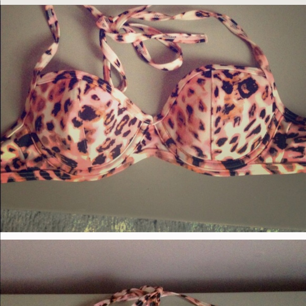 Victoria’s Secret push up bikini top 32 a